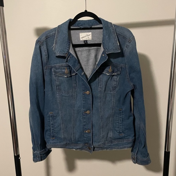Universal Thread Jean Jacket - Picture 3 of 4